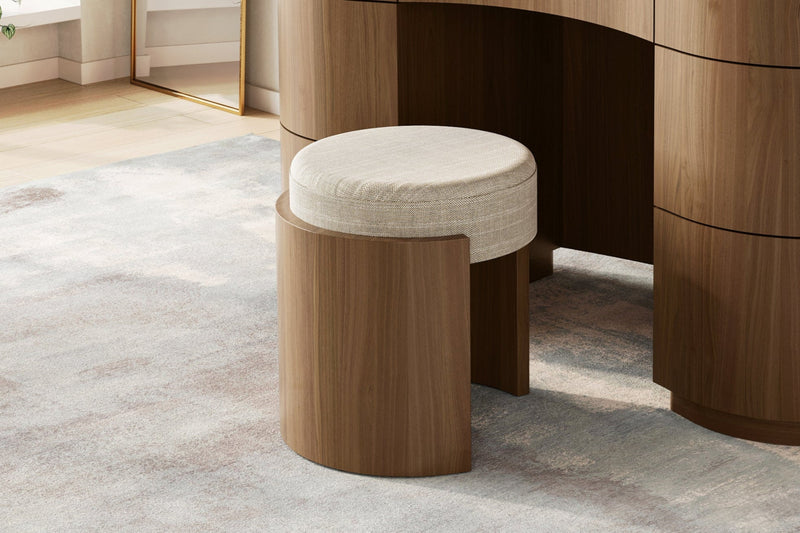 Orbit Stool, Walnut natural