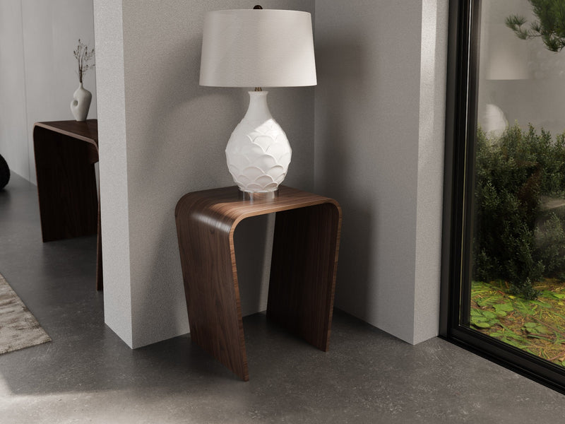 Taper lamp table, Walnut Natural